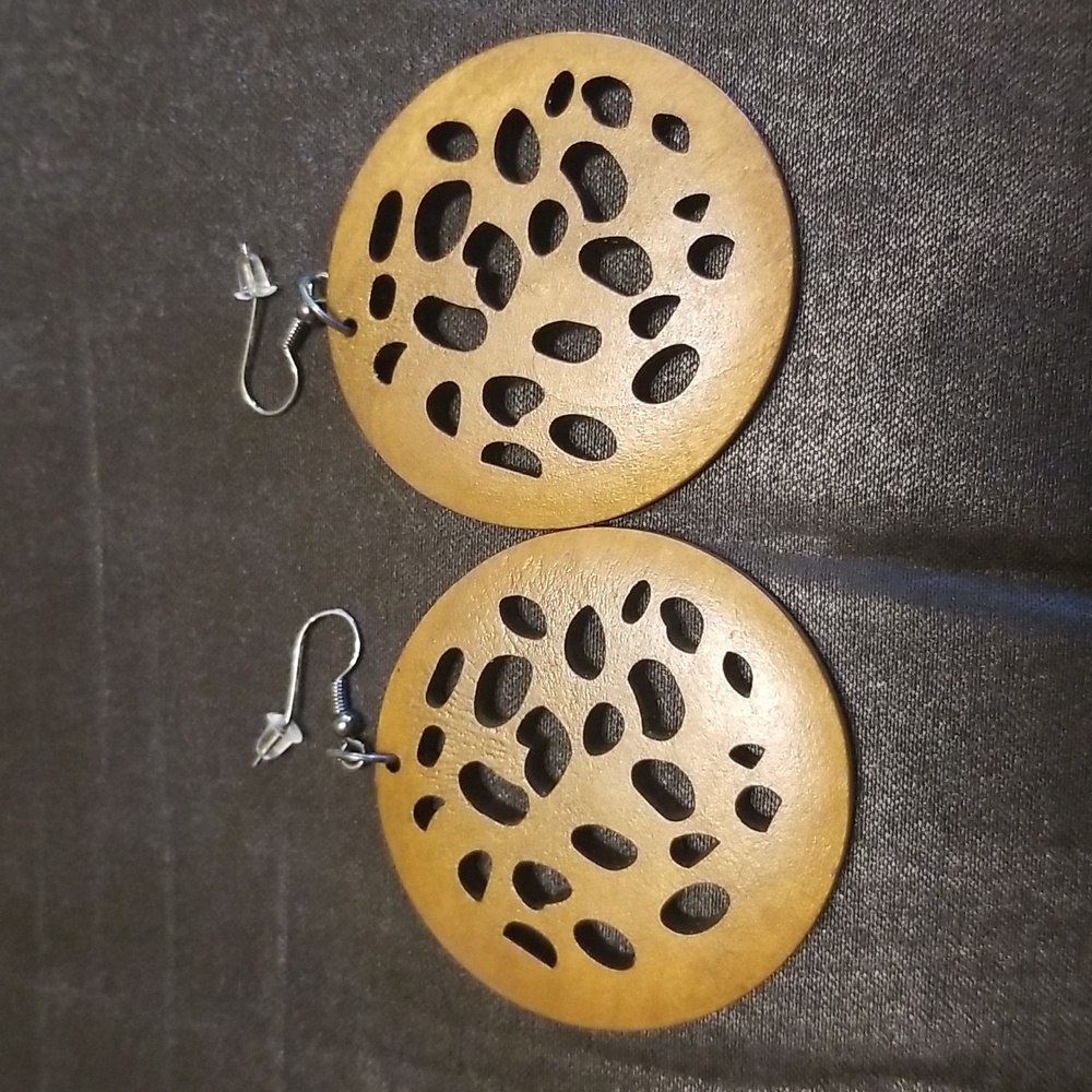 Vintage Wood Cut Out  Circle Earrings